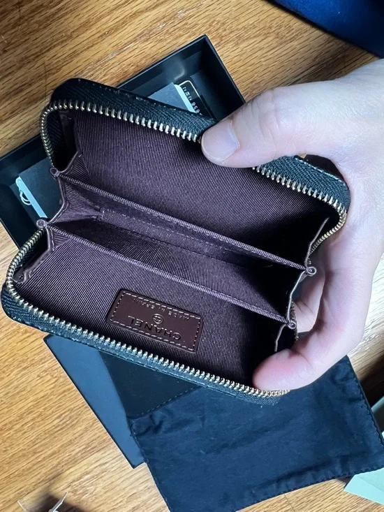 CHANEL Black Quilted Caviar Leather Card Case with Gold Logo - Picture 10 of 11